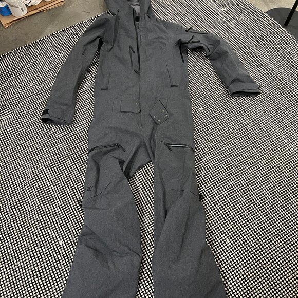 Arc’teryx Women’s L Incendia One Piece Gray Goretex Arcteryx - Picture 4 of 4